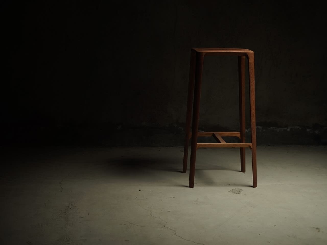 Domus Bar Stool - Image 6