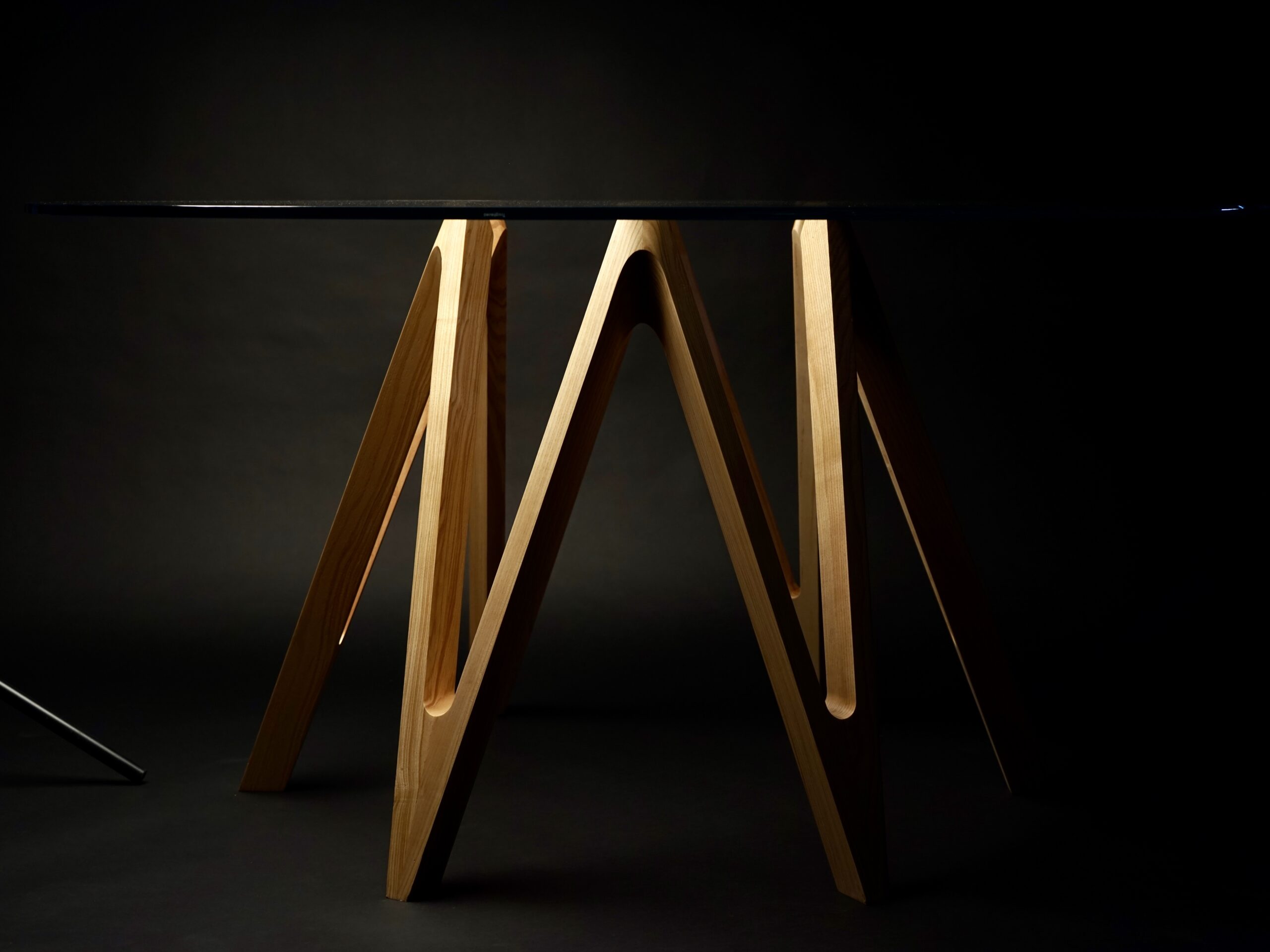Oscillo Dining Table - Image 1