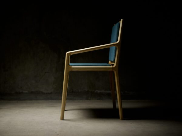 DC8-V3 Chair