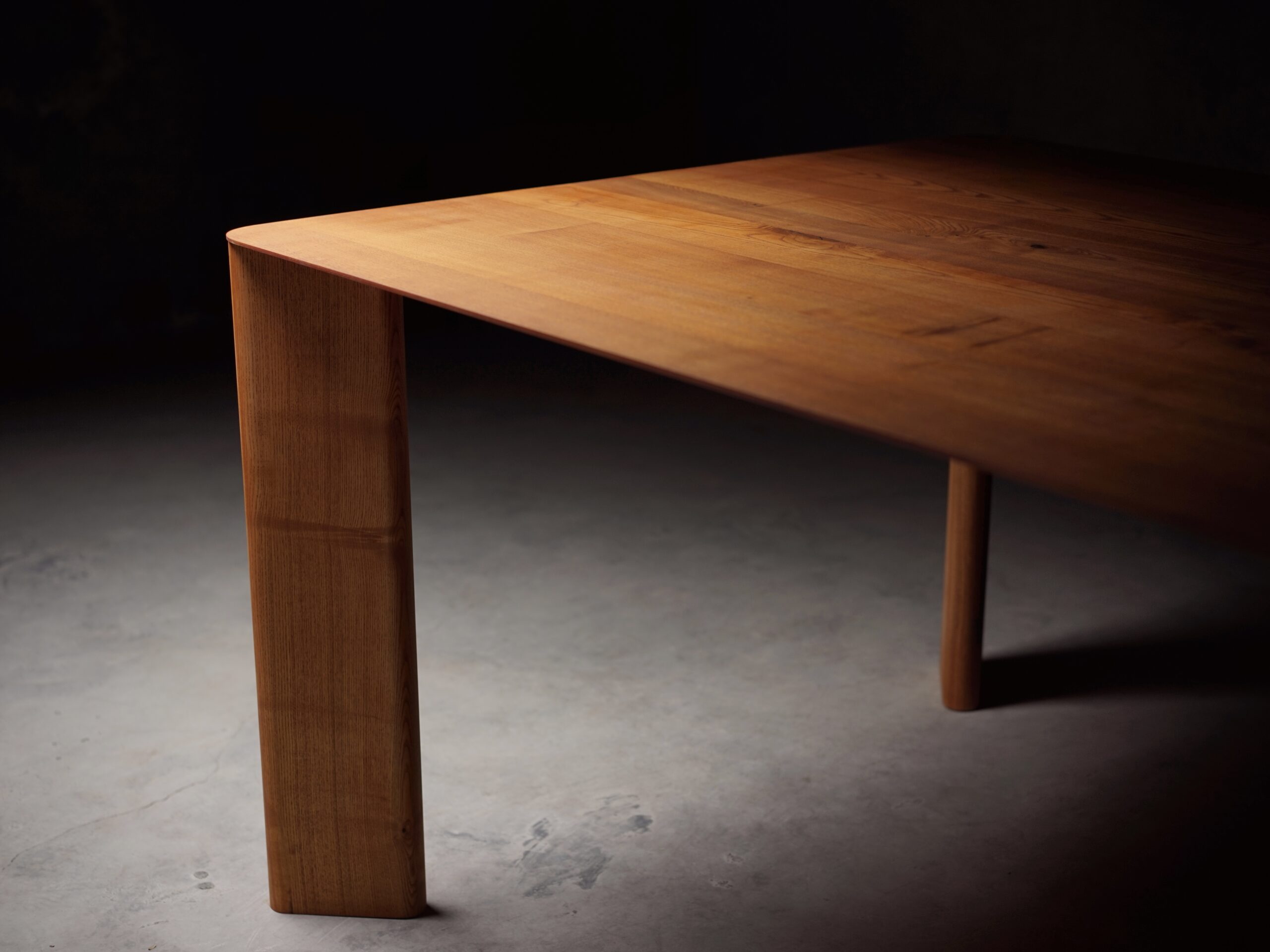 TE2 Table - Image 3