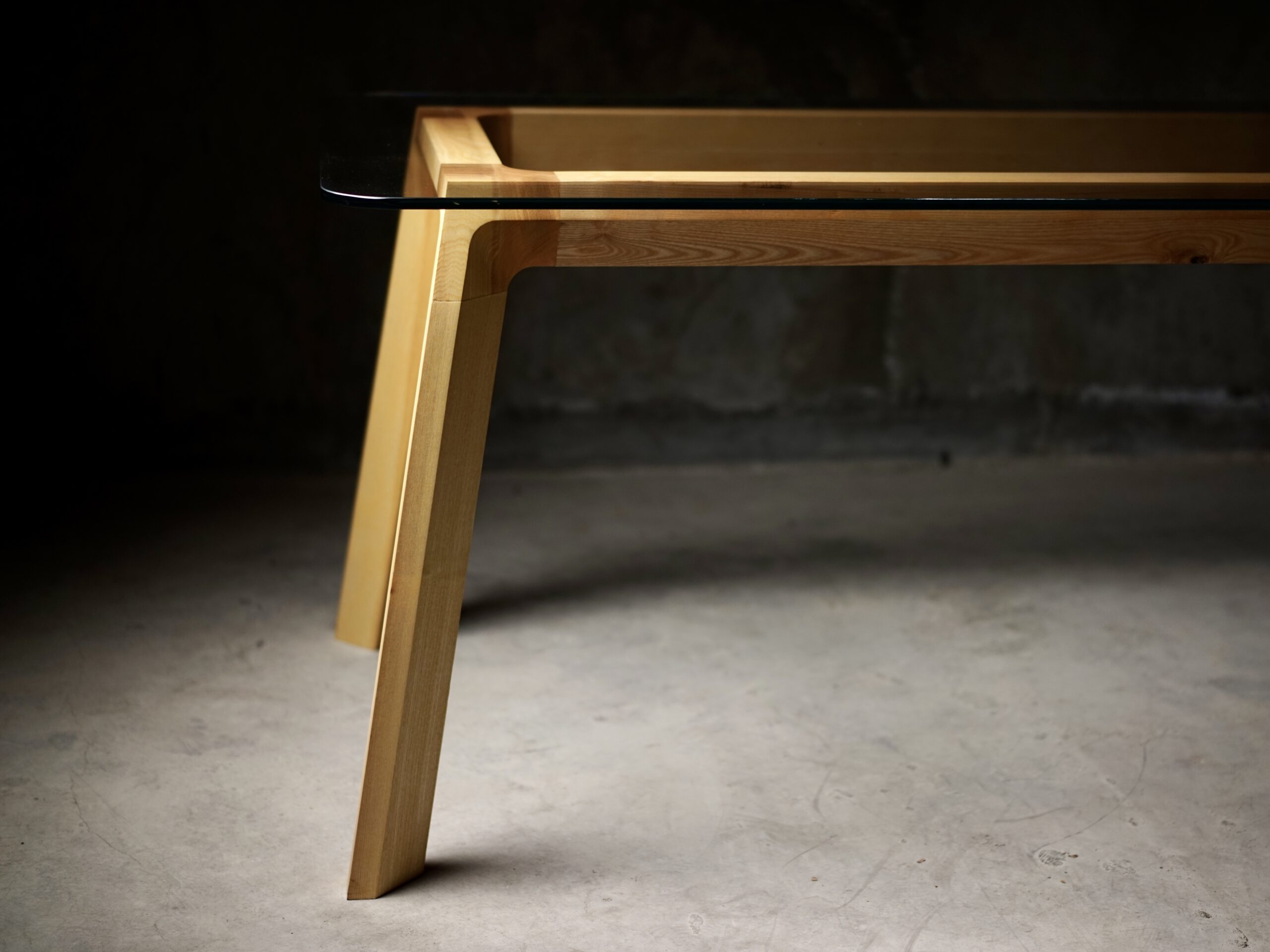 Domus Dining Table - Image 6